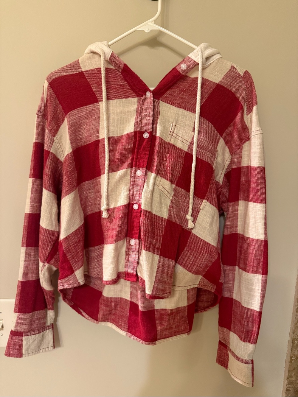 AE Red & Cream Plaid Hooded Button-Front women’s shirt